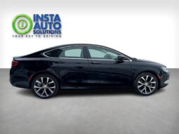 
										2016 Chrysler 200 C full									