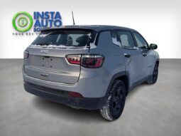 
										2022 Jeep Compass Sport full									