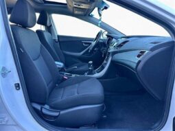 
										2016 Hyundai Elantra GLS full									