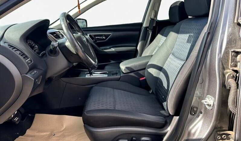
								2018 Nissan Altima 2.5 SV full									