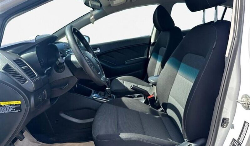 
								2018 Kia Forte LX full									