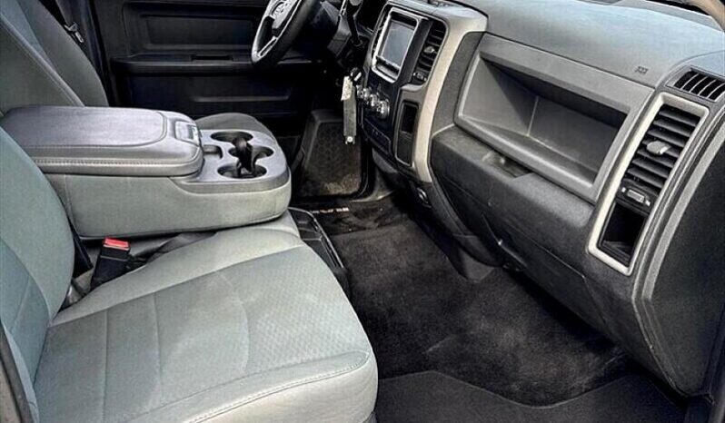 
								2015 RAM 1500 Tradesman Crew Cab 5.7L full									