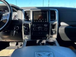 
										2015 RAM 1500 Big Horn full									