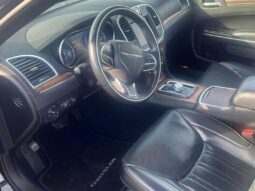 
										2019 Chrysler 300 Series C 5.7L Hemi V8 full									