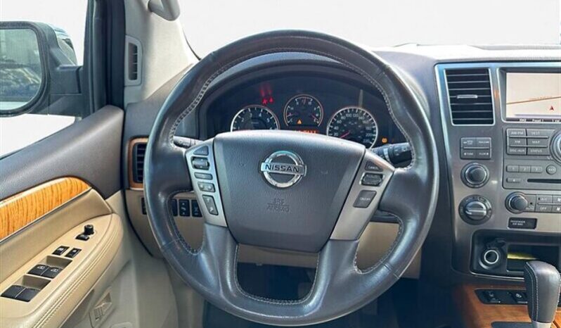 
								2013 Nissan Armada Platinum full									