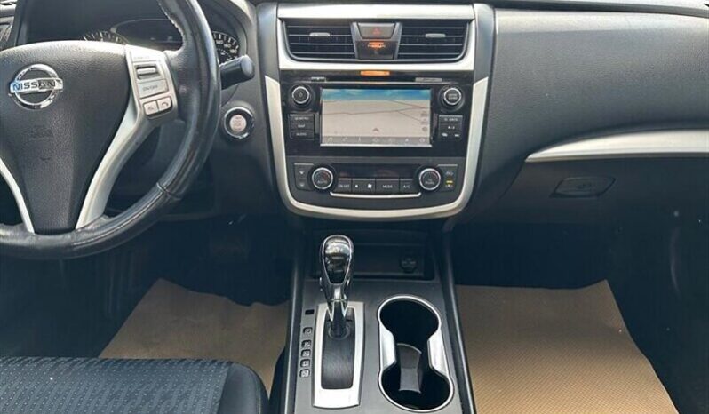 
								2018 Nissan Altima 2.5 SV full									