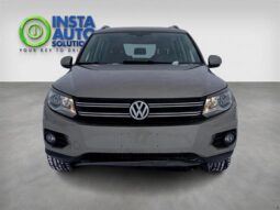 
										2015 Volkswagen Tiguan Trendline 4Motion full									