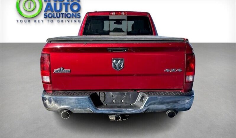 
								2015 RAM 1500 Big Horn full									