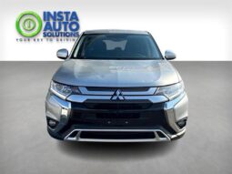 
										2020 Mitsubishi Outlander ES full									