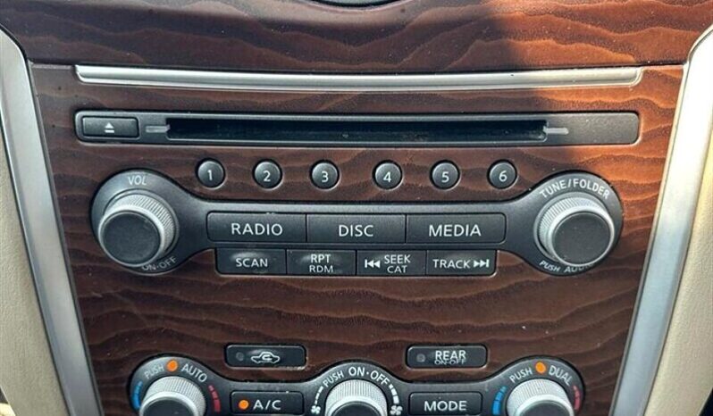 
								2017 Nissan Pathfinder S full									