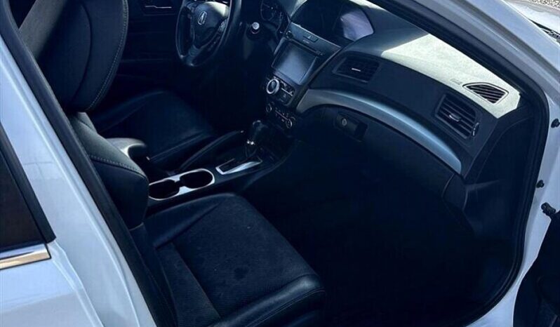 
								2018 Acura ILX w/Premium w/A-SPEC full									