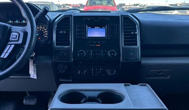 
								2018 Ford F-150 XLT XTR full									