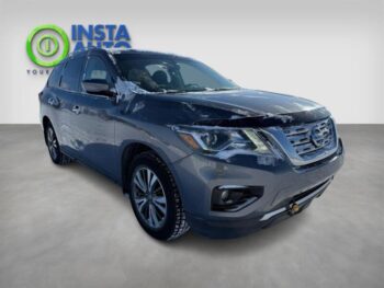 2017 Nissan Pathfinder SV