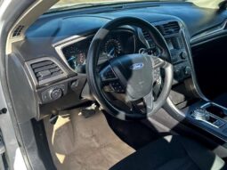 
										2018 Ford Fusion SE full									