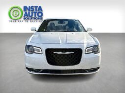 
										2018 Chrysler 300 Series S full									