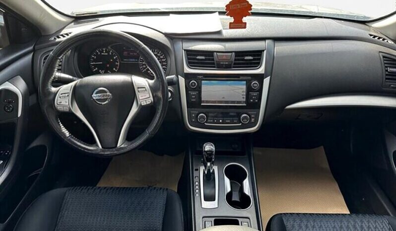 
								2018 Nissan Altima 2.5 SV full									
