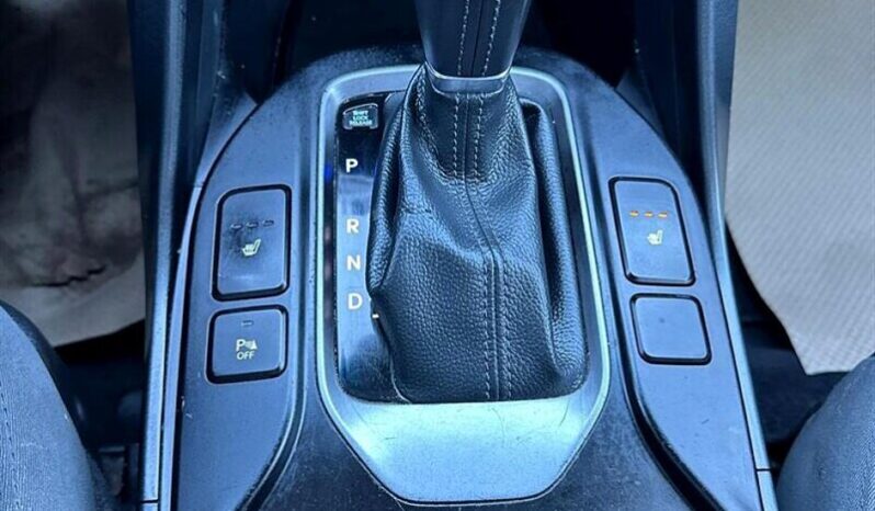 
								2017 Hyundai SANTA FE Sport 2.4L Premium full									