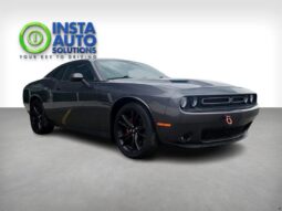 
										2018 Dodge Challenger SXT Plus full									