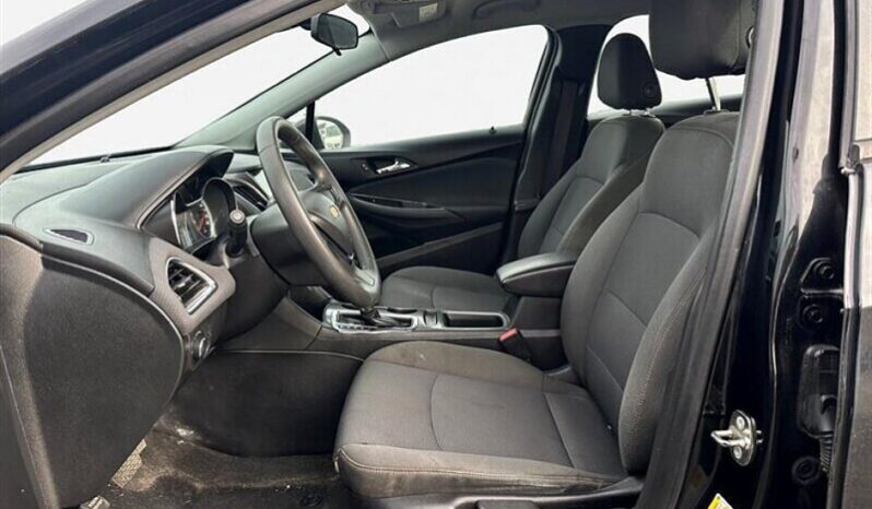 
								2019 Chevrolet Cruze LS full									
