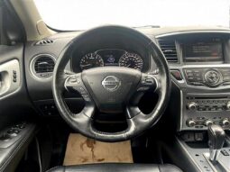 
										2018 Nissan Pathfinder SL full									