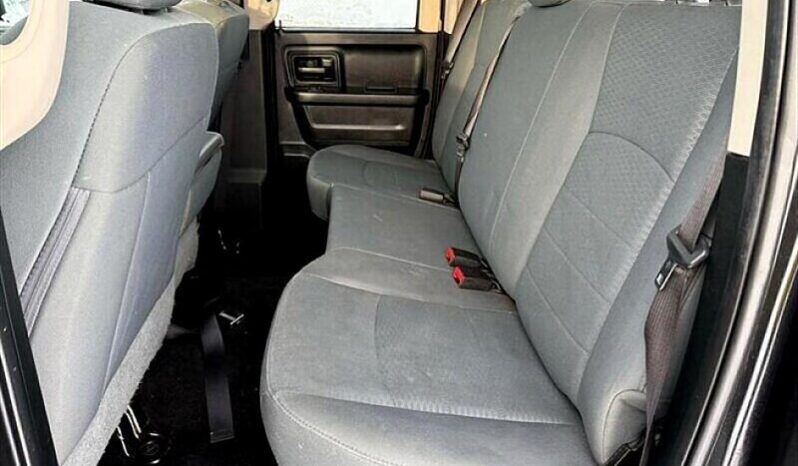
								2017 RAM 1500 Express full									