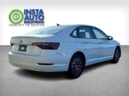 
										2021 Volkswagen Jetta SEL full									