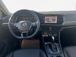 
										2021 Volkswagen Jetta SEL full									