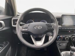 
										2021 Hyundai VENUE Essential full									