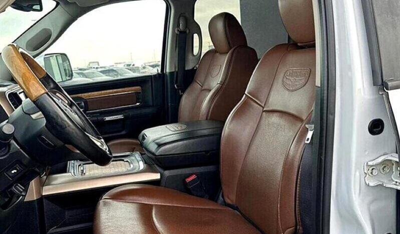 
								2016 RAM 1500 Laramie Longhorn Diesel full									