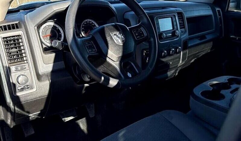 
								2019 RAM 1500 Classic ST full									