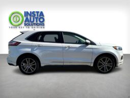 
										2019 Ford Edge Titanium full									