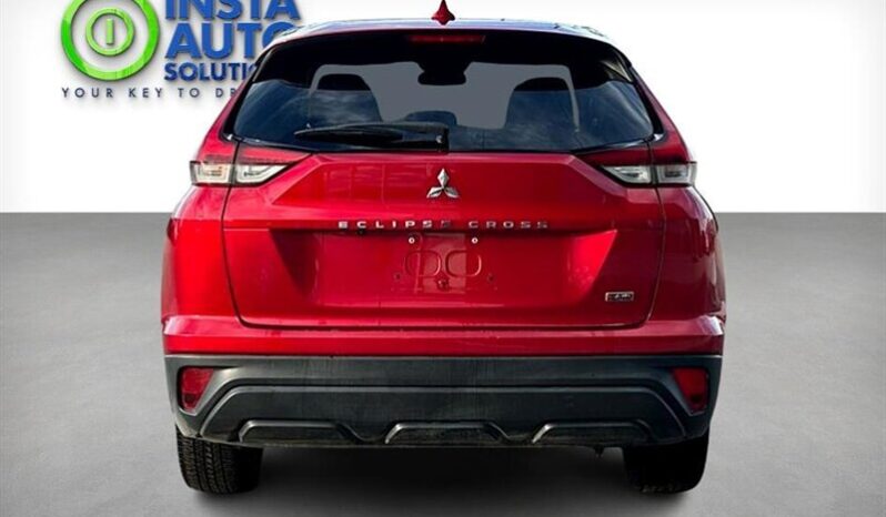 
								2022 Mitsubishi Eclipse Cross ES full									