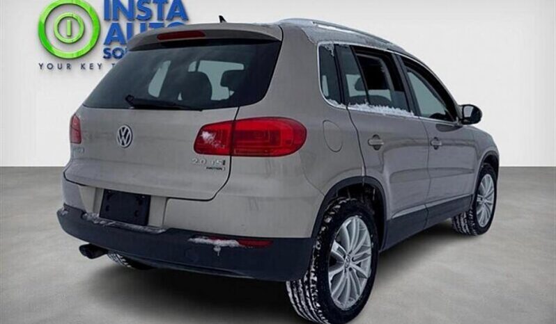 
								2015 Volkswagen Tiguan Trendline 4Motion full									