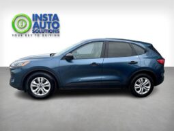 
										2020 Ford Escape S full									