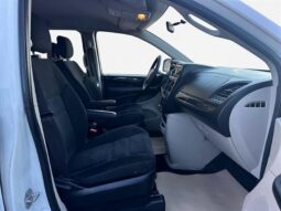 
										2017 Dodge Grand Caravan SE full									