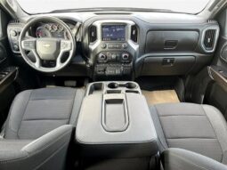 
										2022 Chevrolet Silverado 1500 Limited LT full									