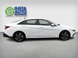 
										2024 Hyundai ELANTRA Preferred Tech full									