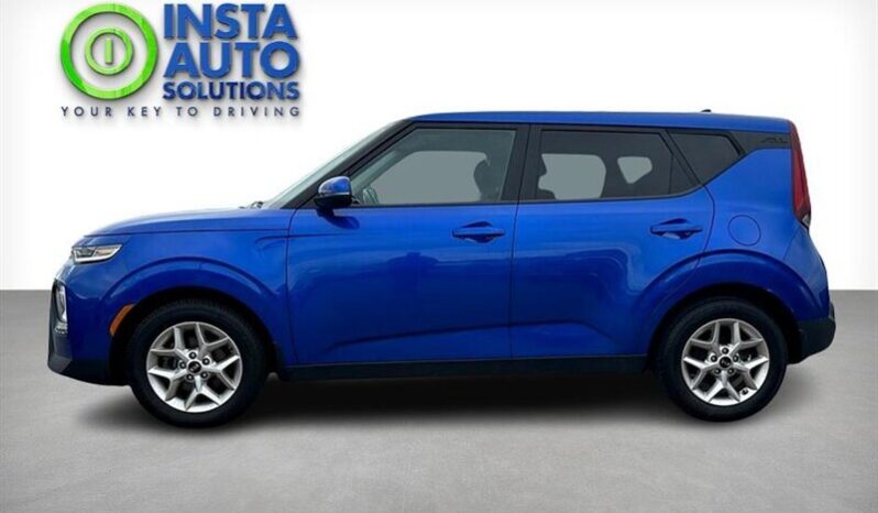 
								2021 Kia Soul EX full									