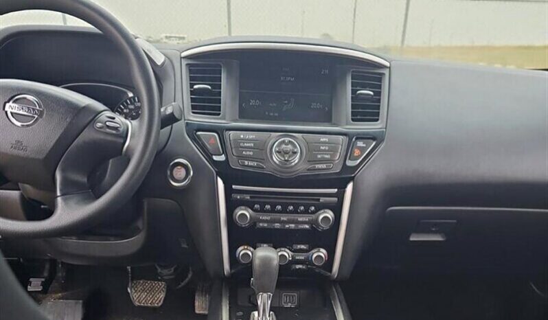 
								2018 Nissan Pathfinder S full									