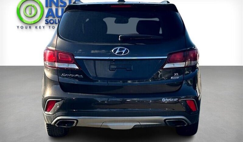 
								2017 Hyundai Santa Fe Limited full									