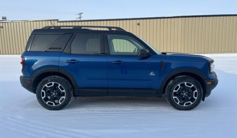 
								2023 Ford Bronco Sport Outer Banks full									