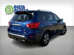 
										2019 Nissan Pathfinder SV full									