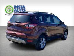 
										2018 Ford Escape SE full									