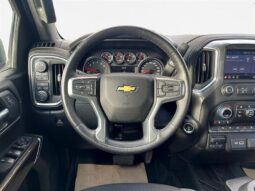 
										2022 Chevrolet Silverado 1500 Limited LT full									