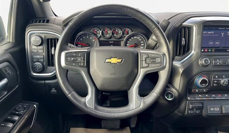 
								2022 Chevrolet Silverado 1500 Limited LT full									