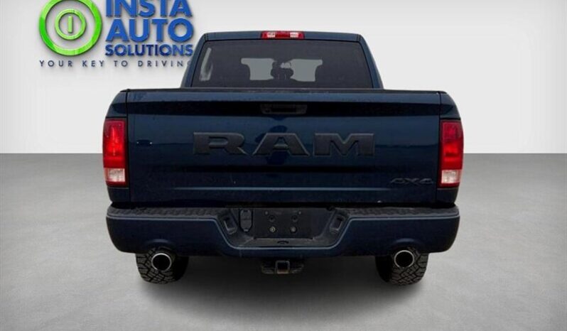 
								2020 RAM 1500 Classic Express full									