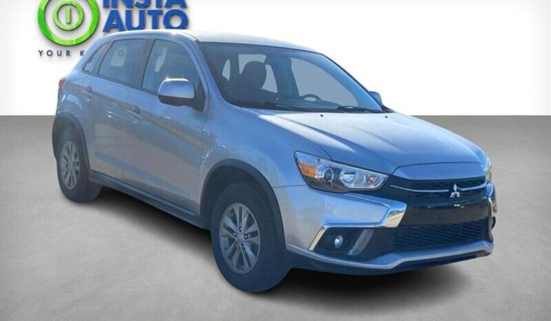 
								2019 Mitsubishi RVR SE full									