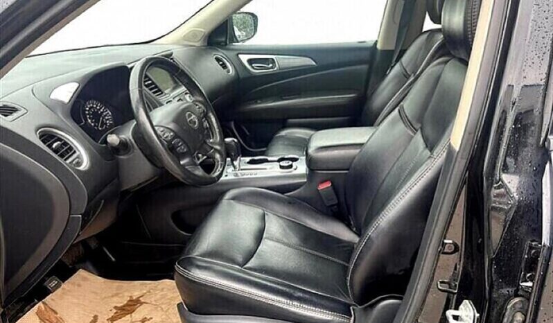 
								2018 Nissan Pathfinder SL full									