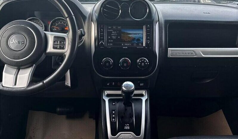 
								2016 Jeep Compass North Edition full									