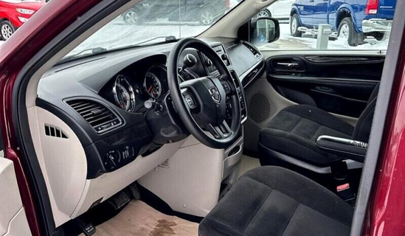 
								2018 Dodge Grand Caravan SE full									